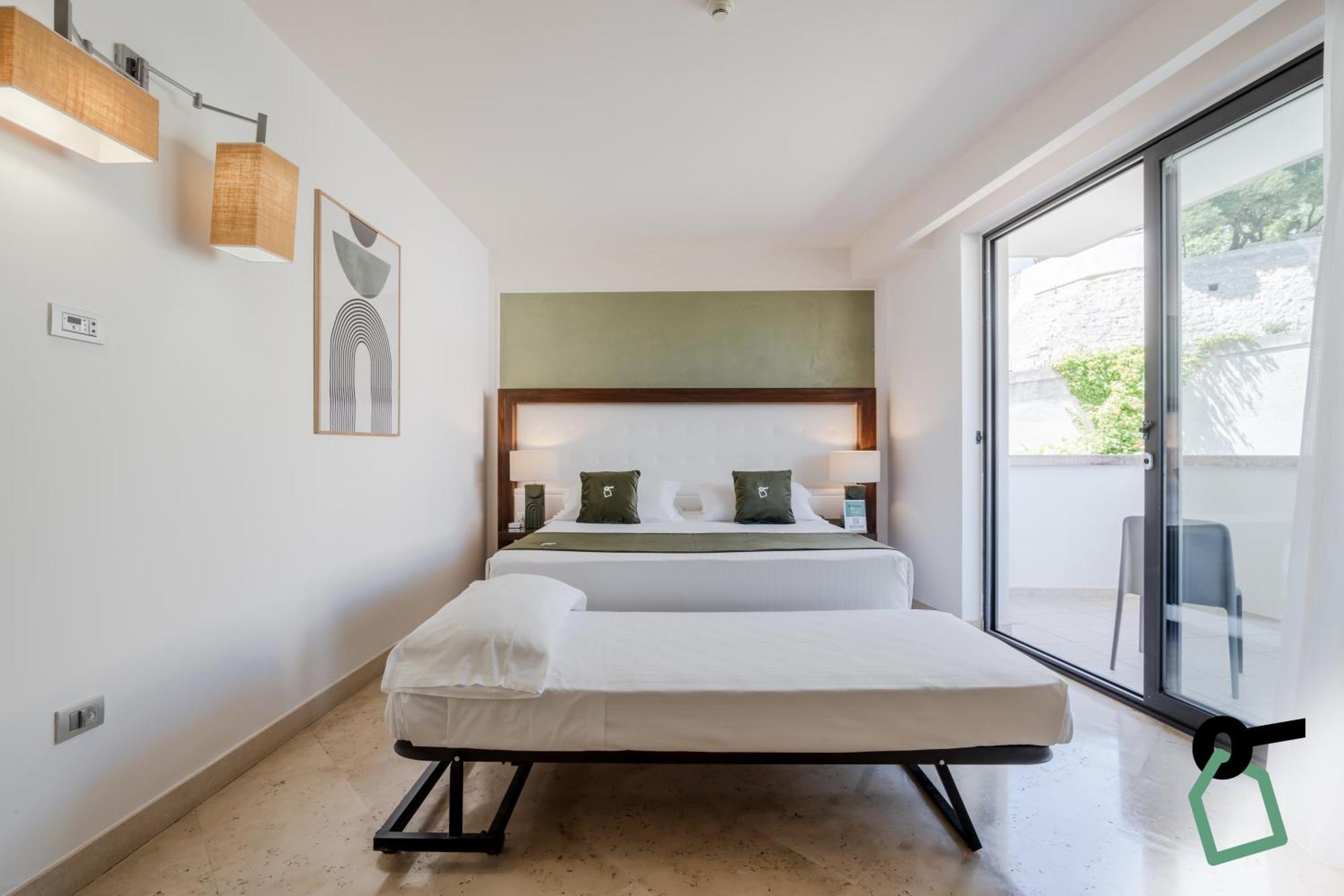 Hotiday Room Collection - Отранто Экстерьер фото