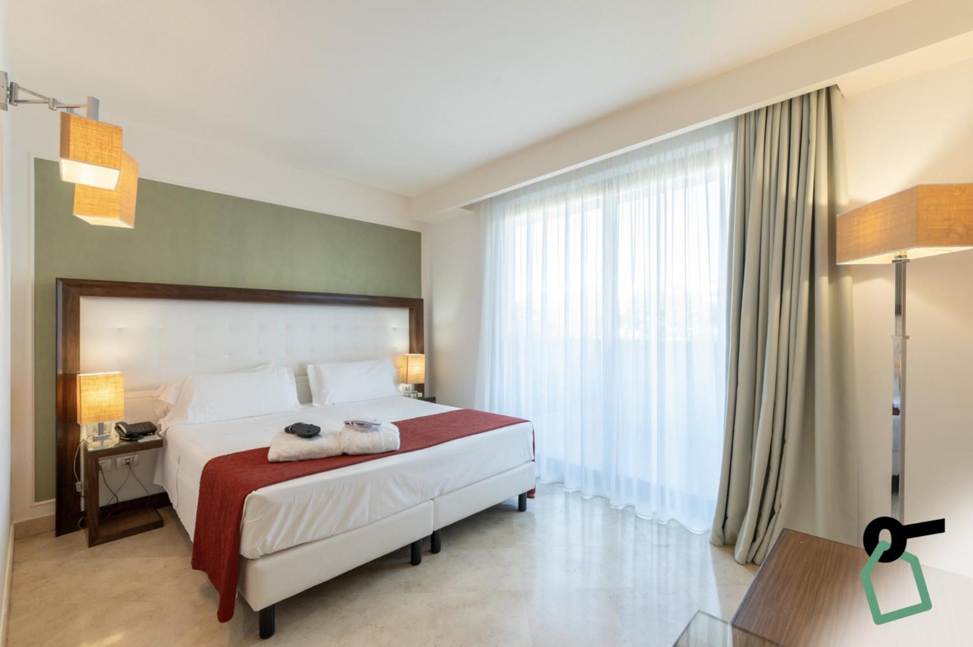 Hotiday Room Collection - Отранто Экстерьер фото